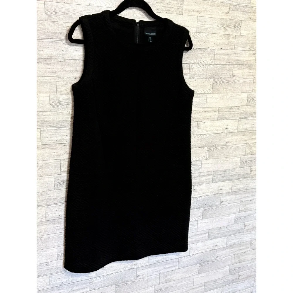 Cynthia‎ Rowley Black Textured Geometric Sleeveless Shift Dress Size 8 Crew Neck